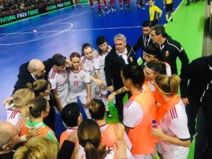 üveges3-300x225 Üveges Katalin: „Jó volt mindezt átélni, szép élményekkel gazdagodtam”