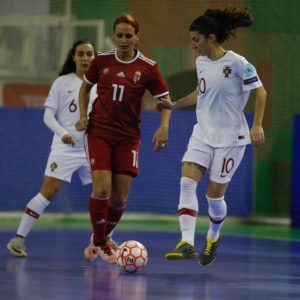 üveg4-300x300 Üveges Katalin: „Ha mindent újra kezdhetnék, ismét a futsalnál kötnék ki”