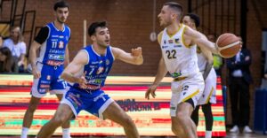 3X9A9547-1536x1024-1-300x156 Nagyot küzdve tartotta életben a reményt a Pethő-legénység