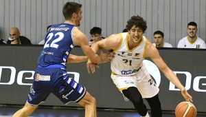 493729057_1253737703422744_553527018671484591_n-300x170 Idegenben javíthat a Pethő-legénység