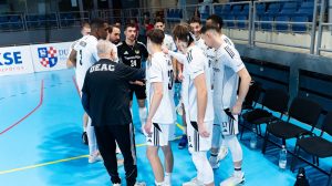 deacropi_20251109-300x168 Háromszettes vereség a fővárosban