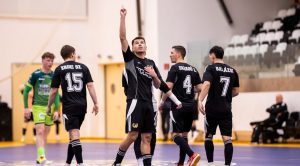 DEACHalifutsal1_20251204-300x166 Egy tízest kapott a Hali Debrecenben