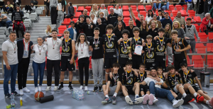 prep-school-3-1-300x154 Bajnoki ezüstöt ünnepeltek a Szendrei-fiúk
