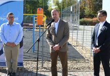 Napelemes fejlesztés a jégcsarnokban